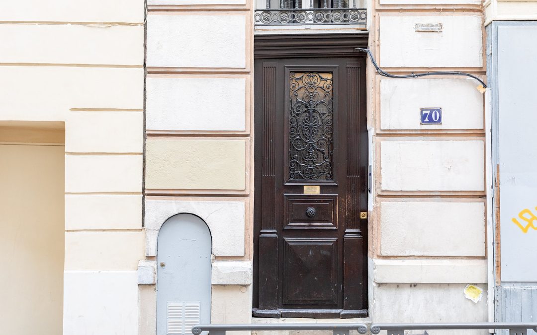 Appart Hôtel deux piéces rue Saint Suffren coté cour Marseille